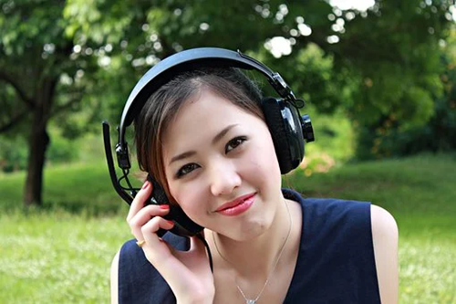 雅思听力是英语还是美语发音.png